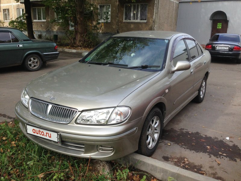 Nissan Bluebird Sylphy 2001 салон