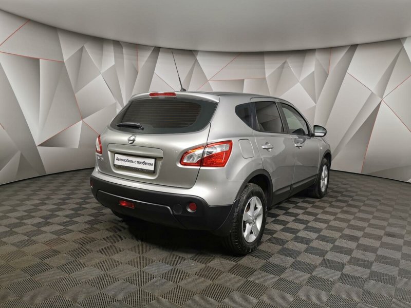 Nissan Qashqai 2012 белый