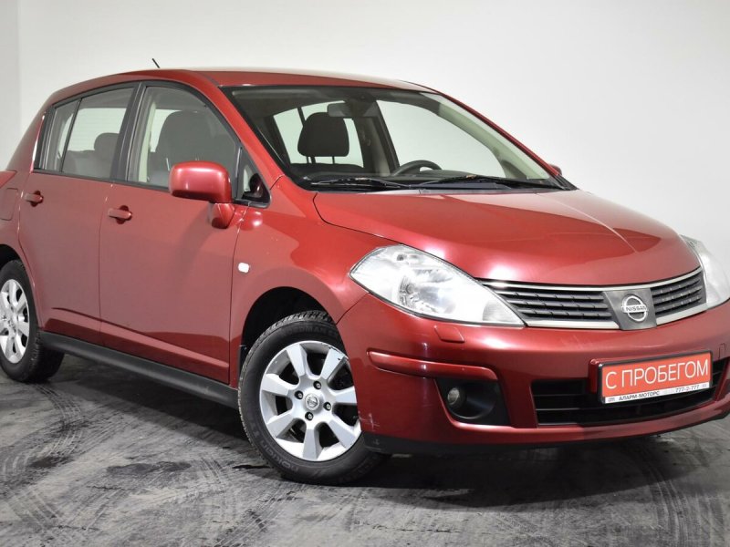 Nissan Tiida 1.6 at, 2008