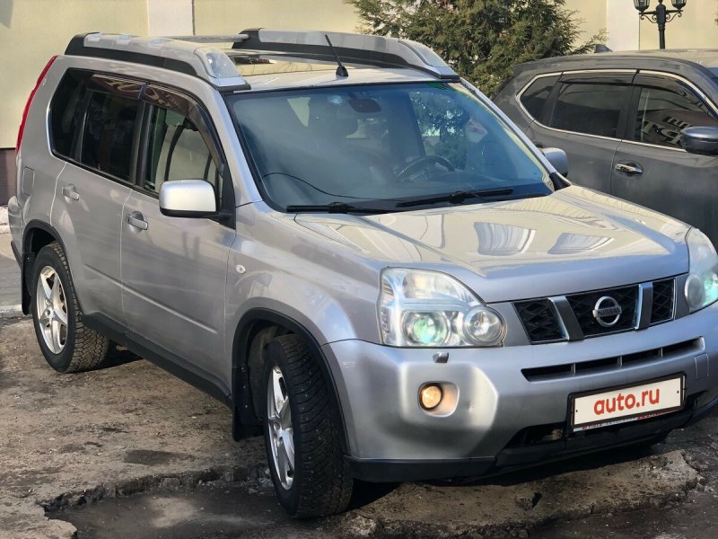 Nissan x-Trail 2.5 l 2008