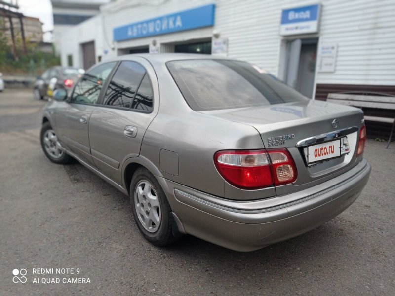 Nissan Bluebird 2001