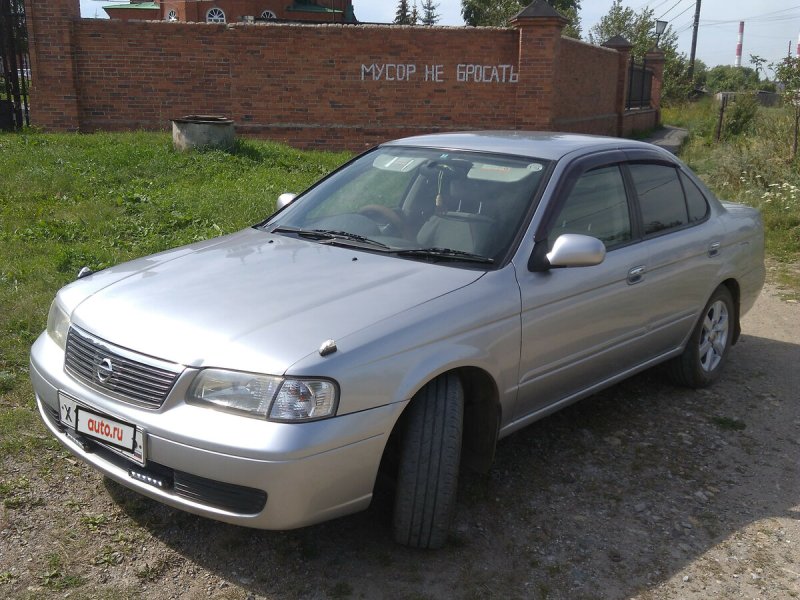 Nissan Sunny 2002