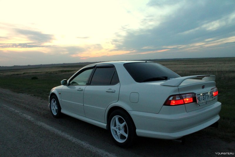 Accord cf4 stance