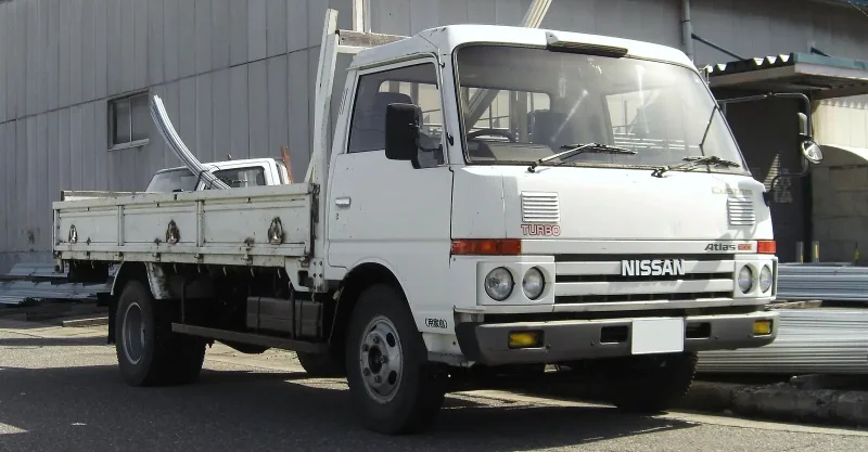 Nissan Atlas 200