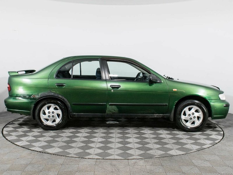 Nissan Almera n15