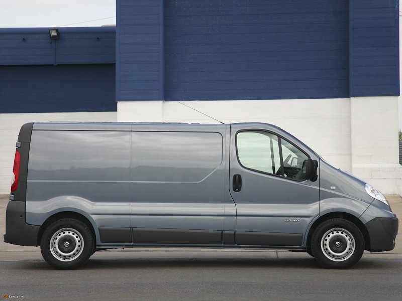 Nissan Primastar van