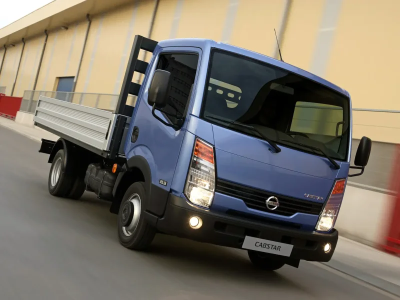 Nissan Cabstar f24