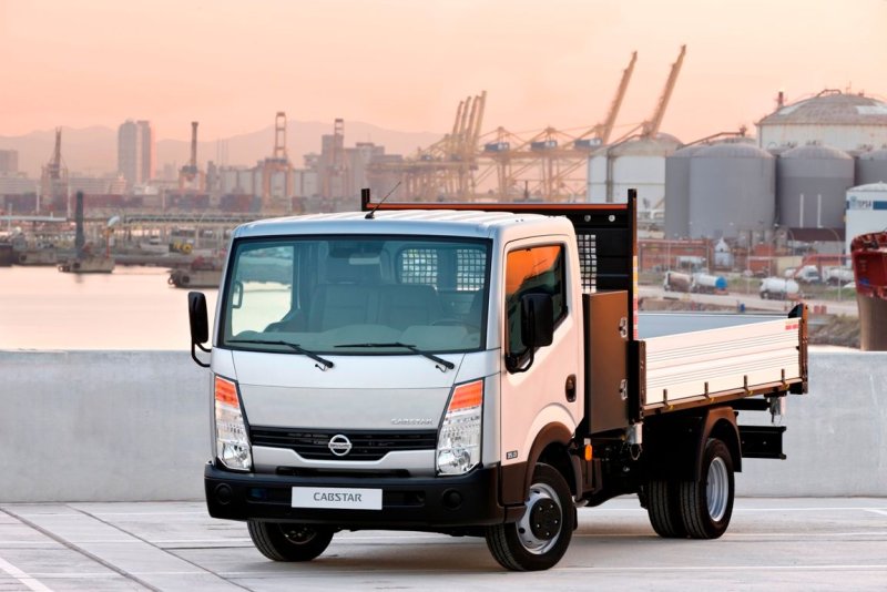 Nissan Cabstar 2008