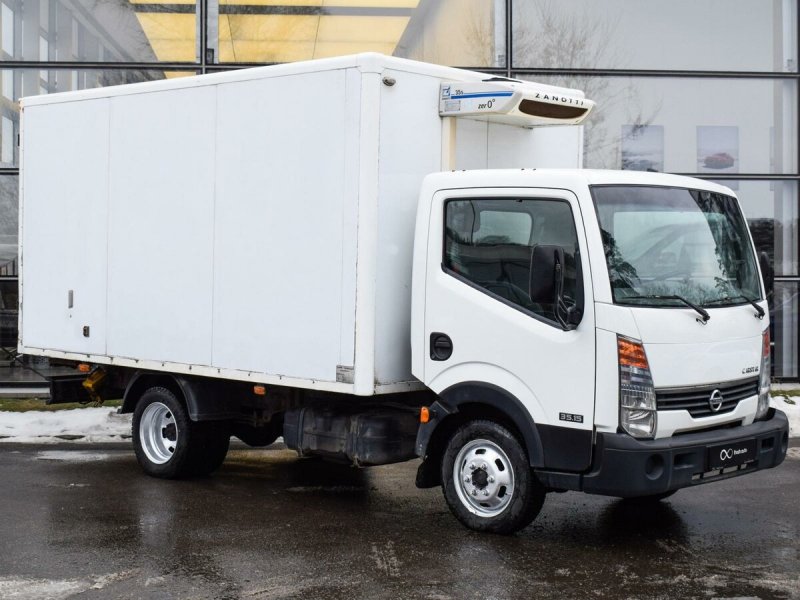 Nissan Cabstar 2010