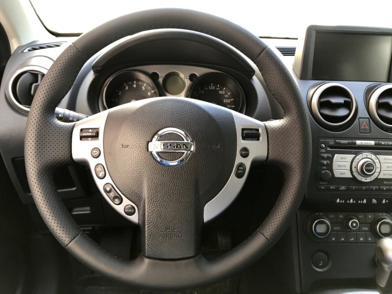 Nissan Qashqai 2008 руль