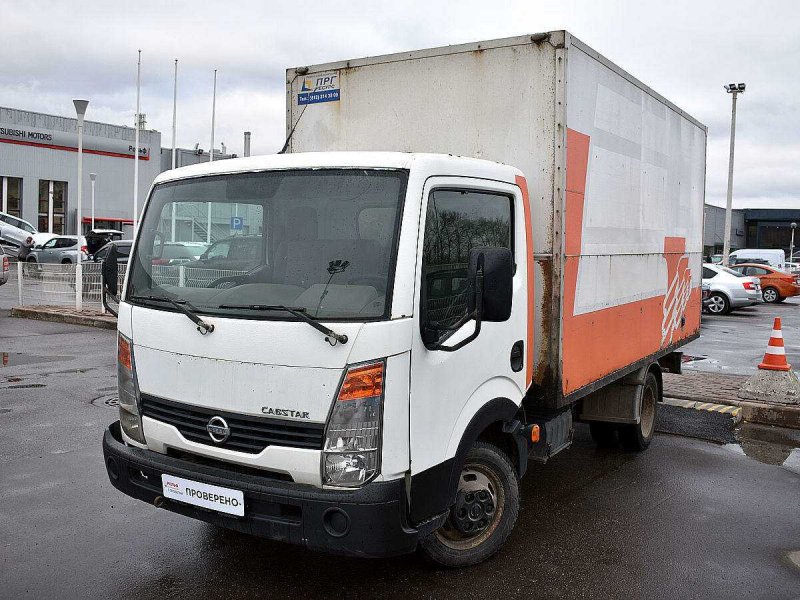 Nissan Cabstar 2014