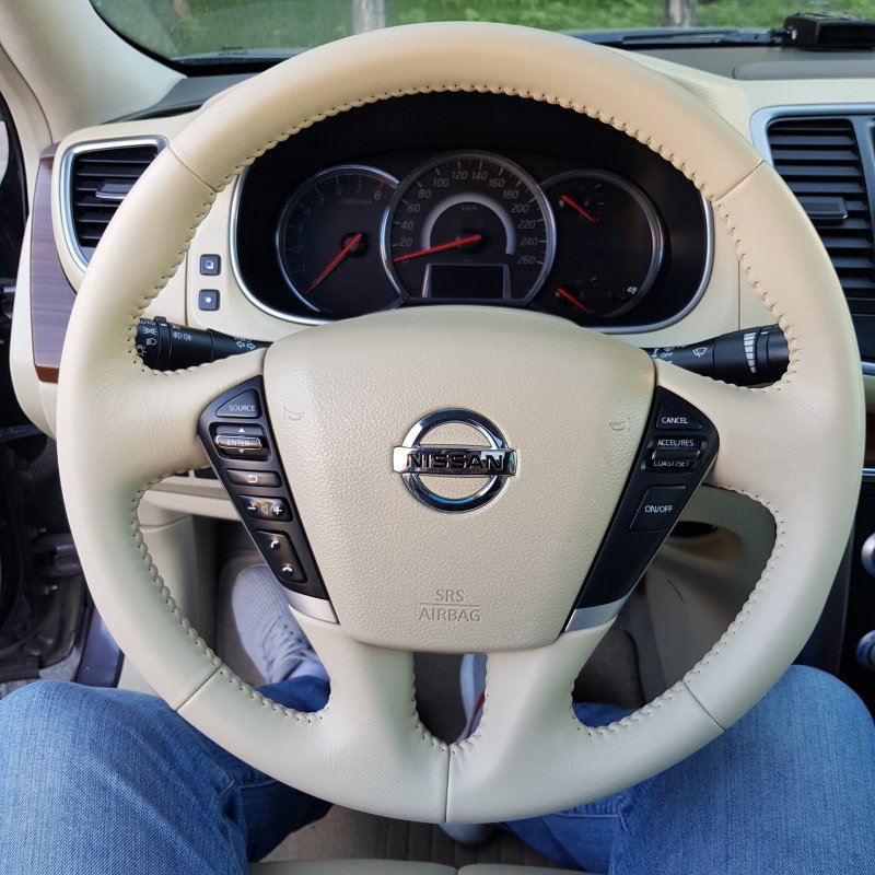 Nissan Qashqai 2011 руль