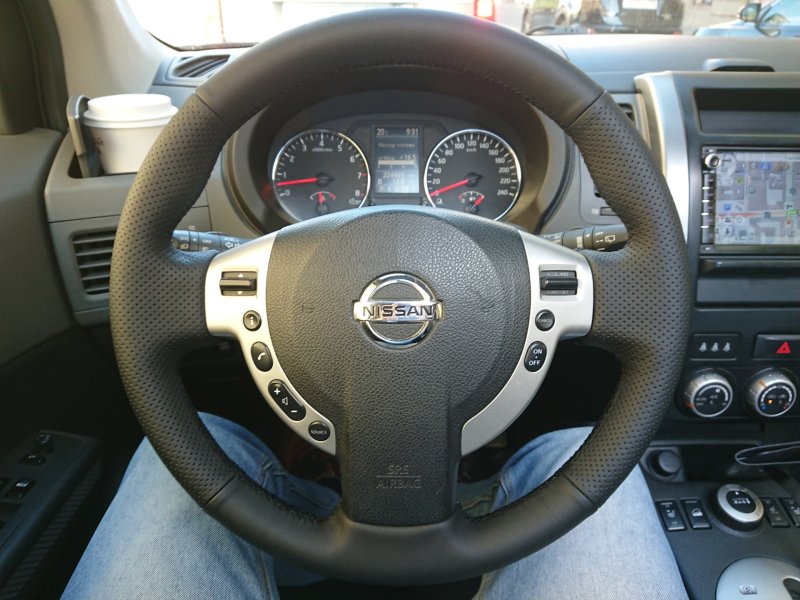 Руль руль Nissan Tiida