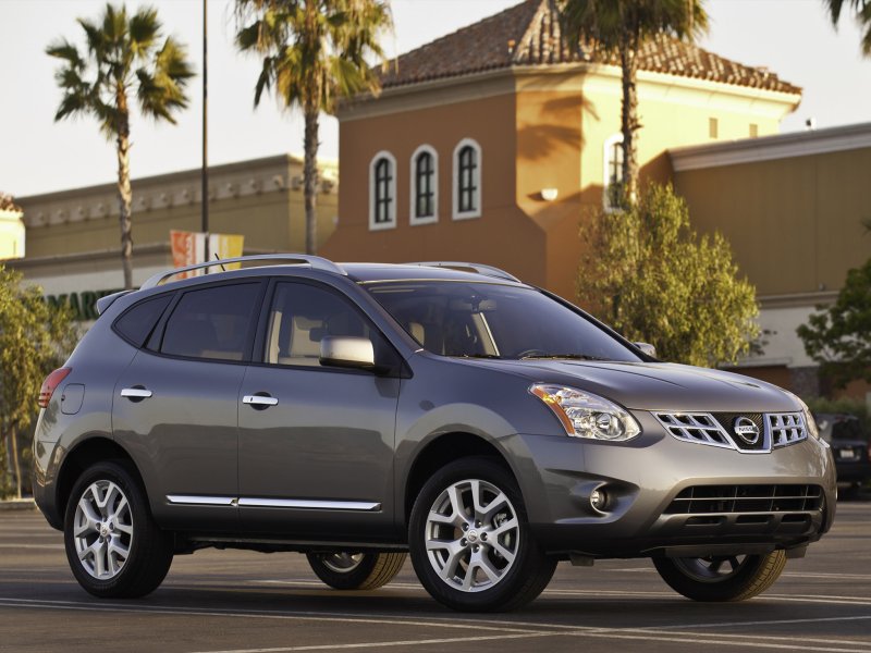 Nissan Rogue 2011