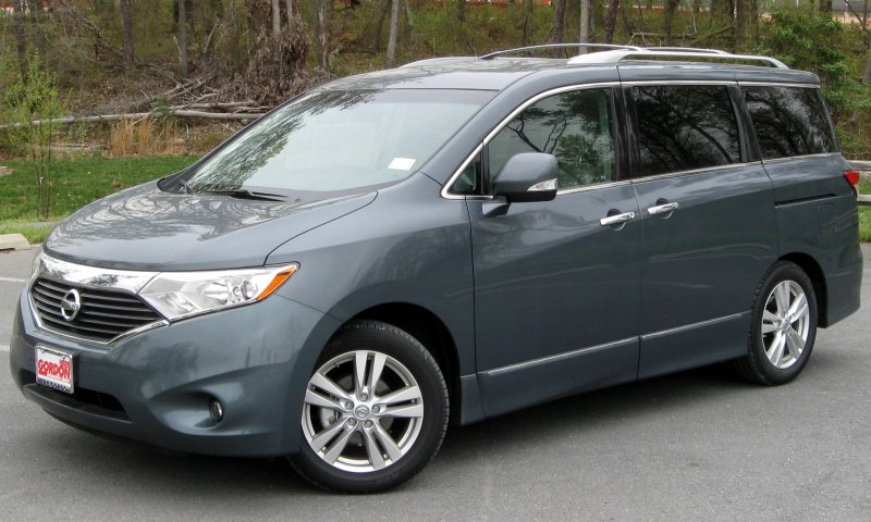 Минивэн Nissan Quest