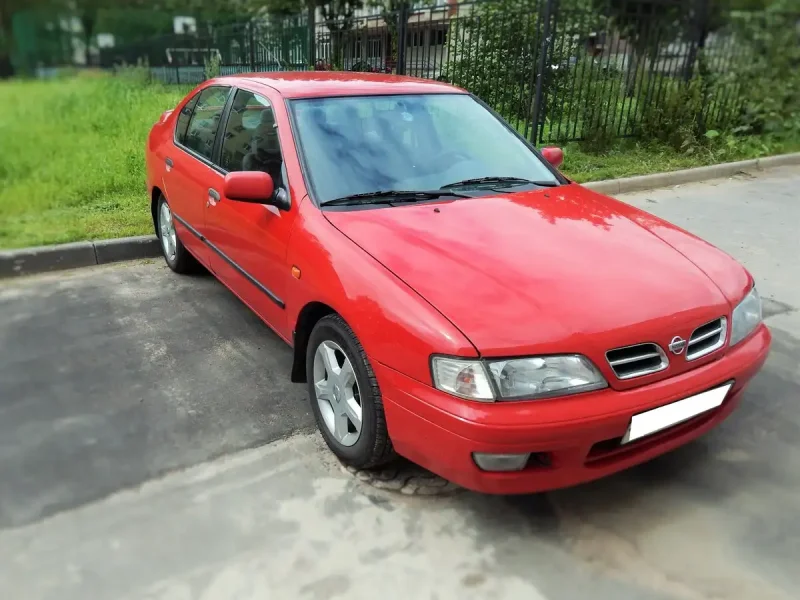 Nissan primera II (p11)