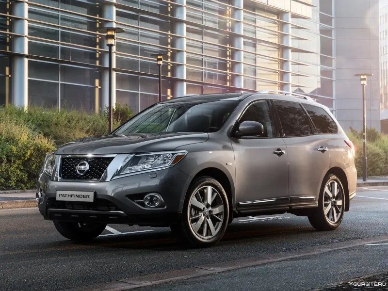 Nissan Pathfinder r52 2014