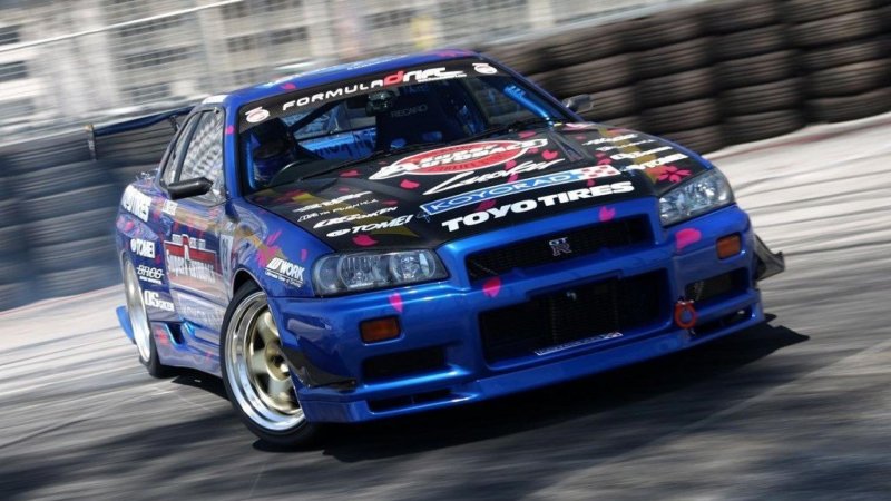 Nissan Skyline r34 дрифт