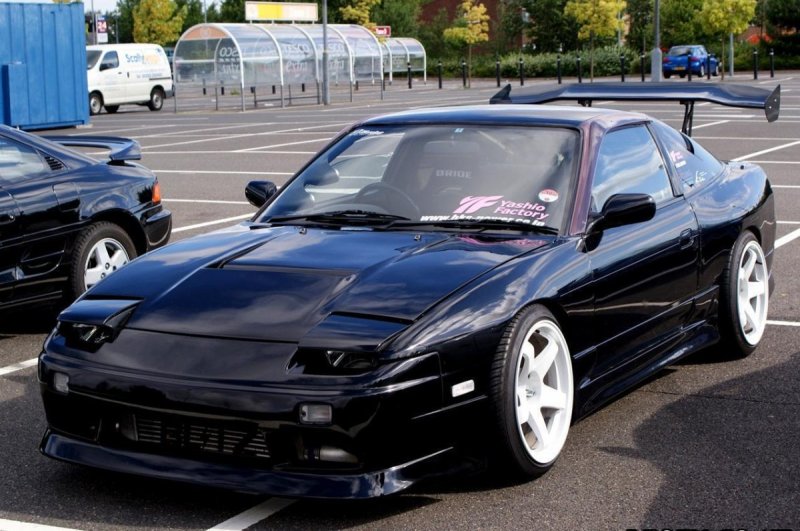 Nissan 180sx черный