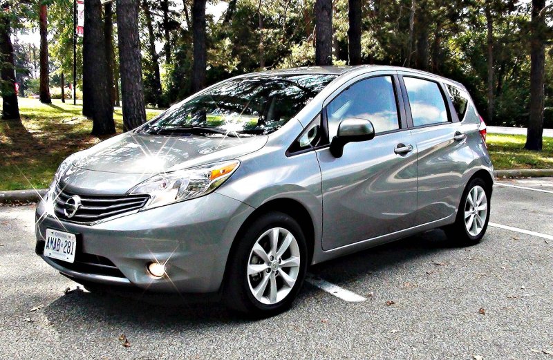 Nissan Versa SL 2012