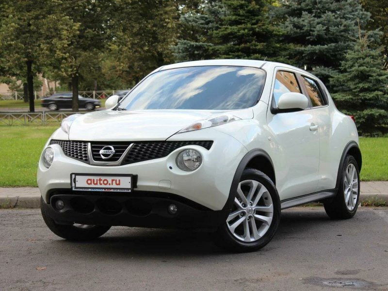 Nissan Juke белый