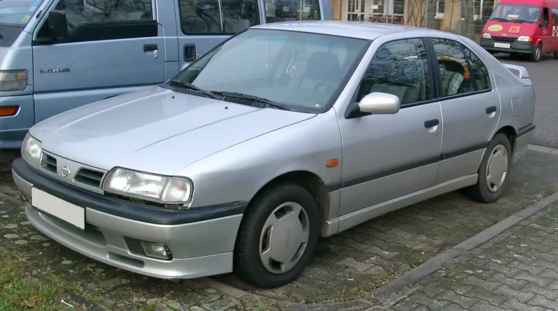 Nissan primera p10 хэтчбек