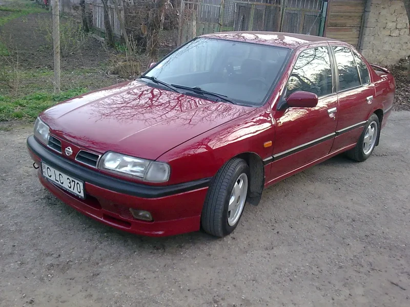 Nissan primera 1991 хэтчбек