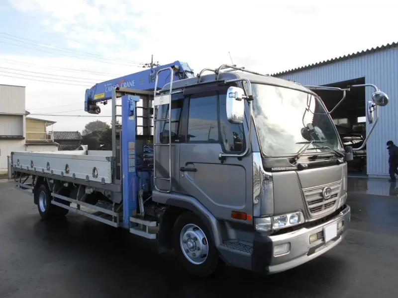 Nissan Diesel манипулятор 5т