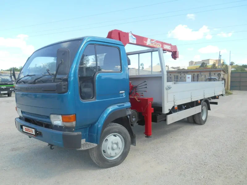 Nissan Diesel Condor манипулятор