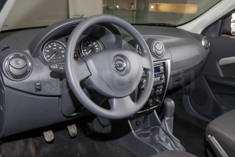 Nissan Almera Comfort Plus
