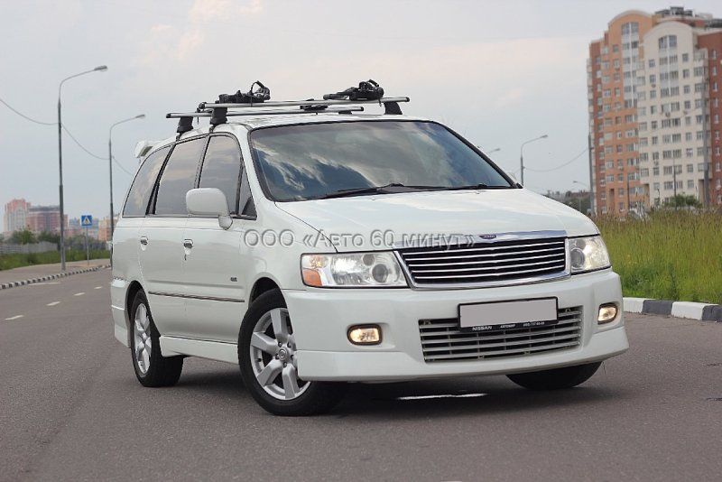 Nissan Bassara 2001