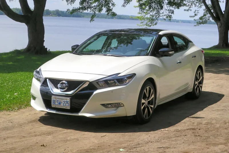 Nissan maxima 2016