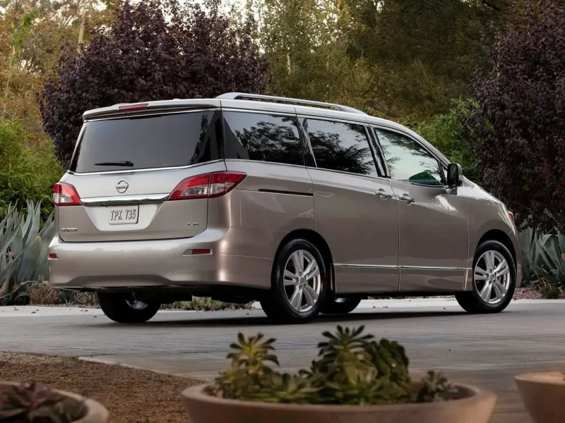 Nissan Quest 2012