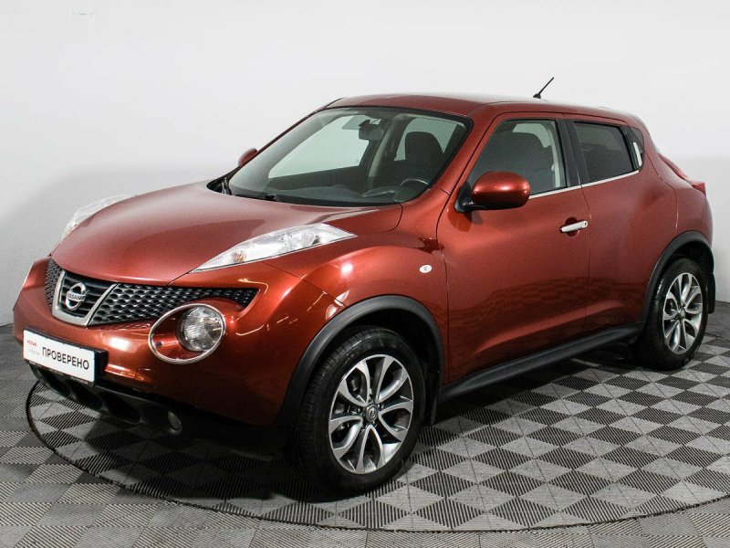 Nissan Juke 2013 красный