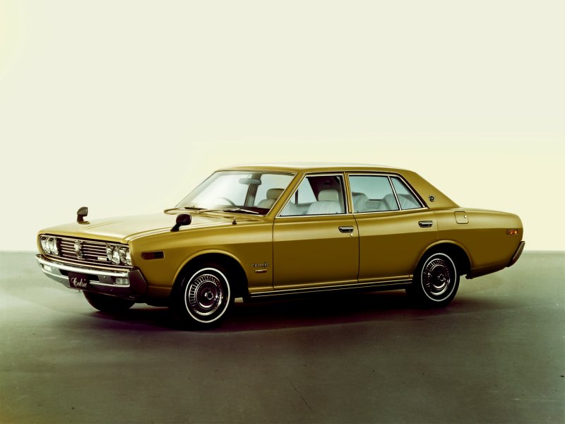 Nissan Cedric 1975
