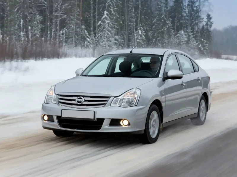 Nissan Almera 2012