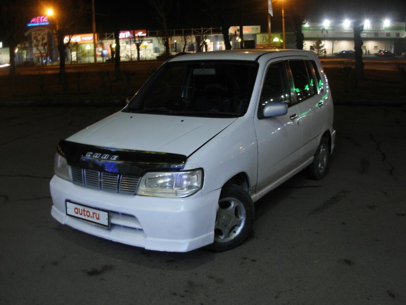 Nissan Cube 1990