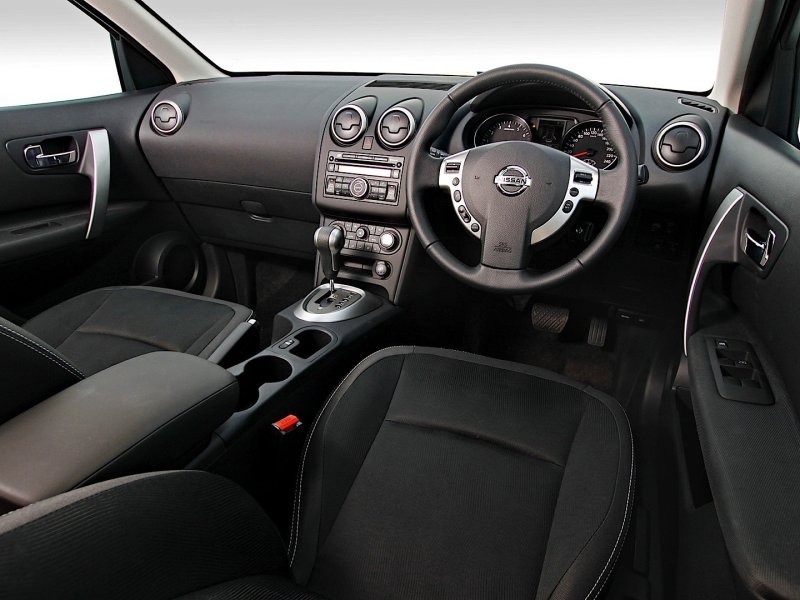 Nissan Qashqai 2010 салон