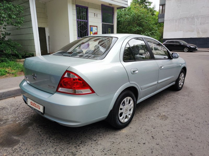 Nissan Almera 2006