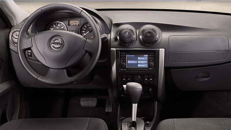 Nissan Almera 2018 салон