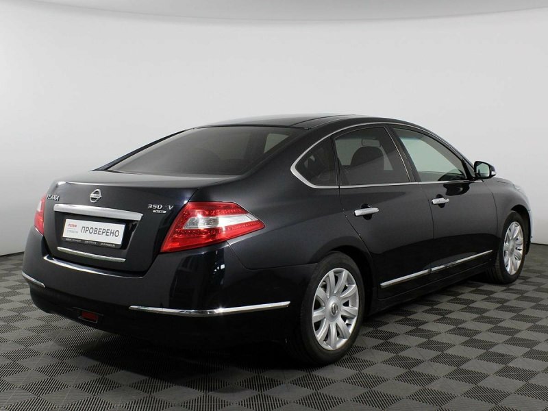 Nissan Teana черная