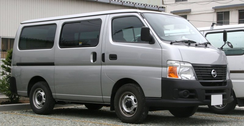 Nissan Caravan 2001