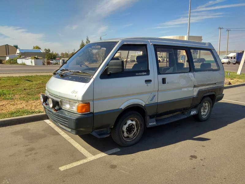 Nissan largo 22