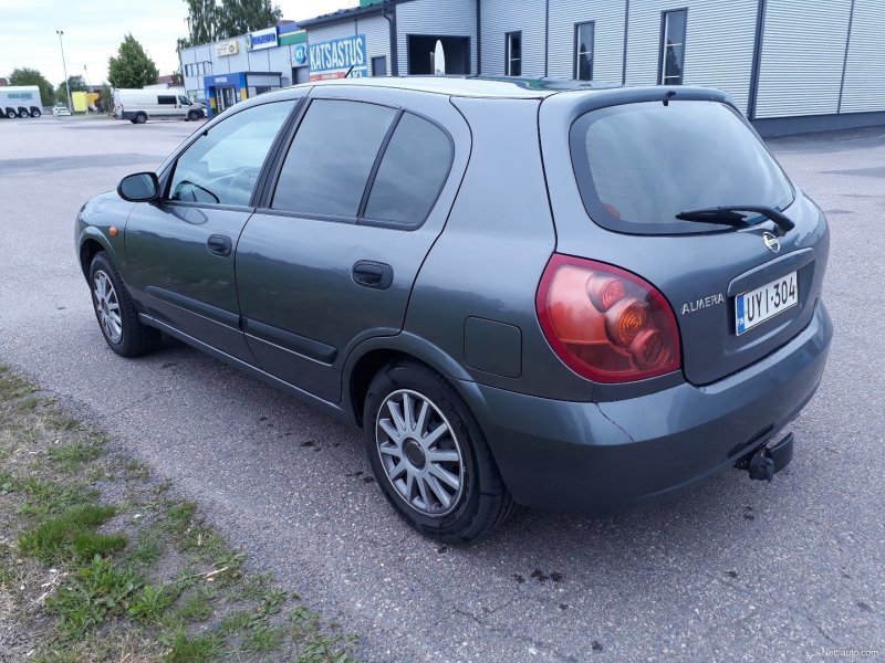 Nissan Almera 1997 хэтчбек