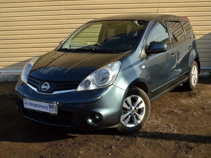 Nissan Note 2012 года