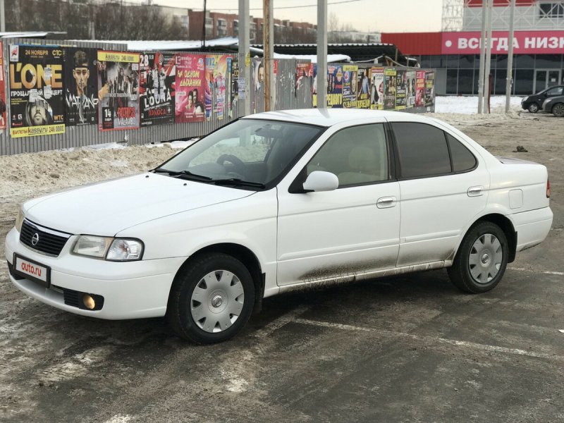 Nissan Sunny b15