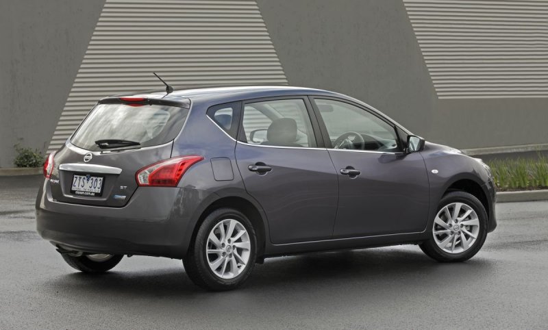 Nissan Versa 2012