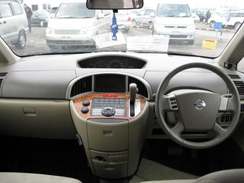 Nissan Presage 2004 салон