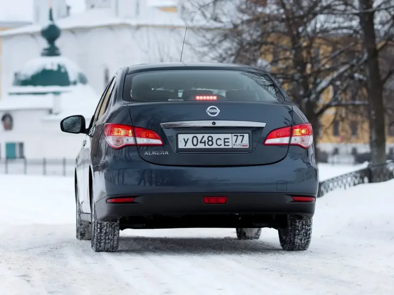 Nissan Almera g15