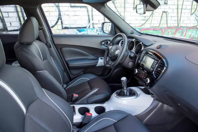 Nissan Juke inside 2014